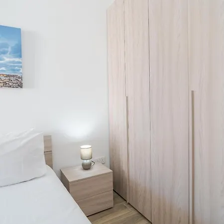 Homes With Wifi & Ac Just Steps To Seafront By 360 Estates Apartman *