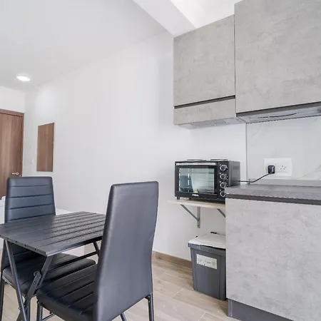 Homes With Wifi & Ac Just Steps To Seafront By 360 Estates Apartmán *