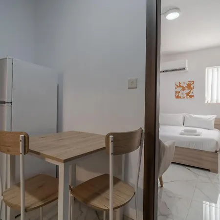 Apartman Homes With Wifi & Ac Just Steps To Seafront By 360 Estates *