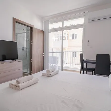 Homes With Wifi & Ac Just Steps To Seafront By 360 Estates * Gzira