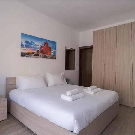 Homes With Wifi & Ac Just Steps To Seafront By 360 Estates *
