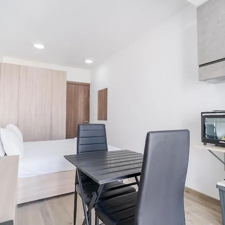 Homes With Wifi & Ac Just Steps To Seafront By 360 Estates Apartment Gzira