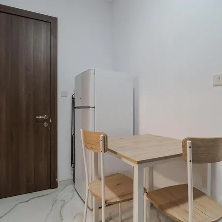 Homes With Wifi & Ac Just Steps To Seafront By 360 Estates Gzira