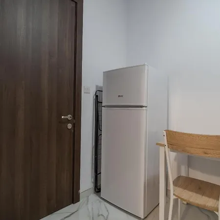 Homes With Wifi & Ac Just Steps To Seafront By 360 Estates
